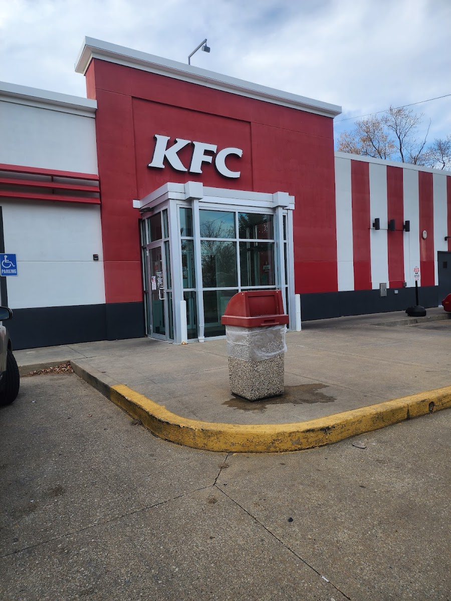 Kfc Des Moines